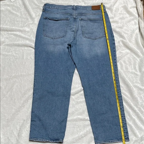 J. Crew Women's Straight-Leg Jeans in Medium Blue - Picture 7 of 10